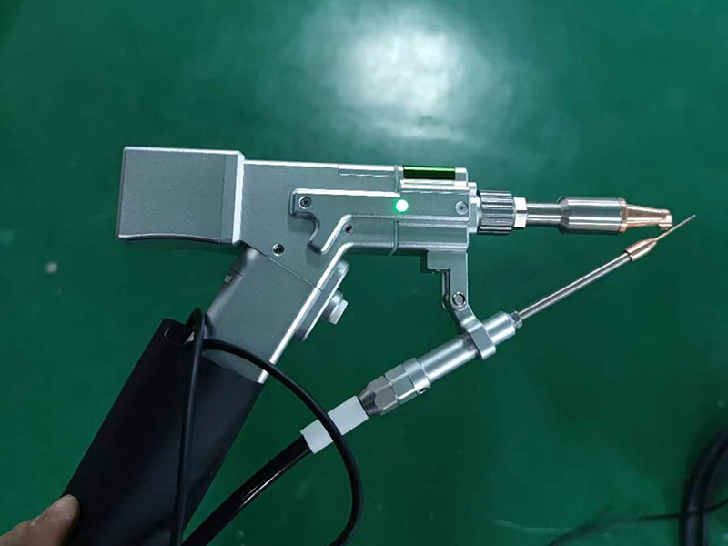 三合一手持式激光焊接、清洗、切割機(jī)