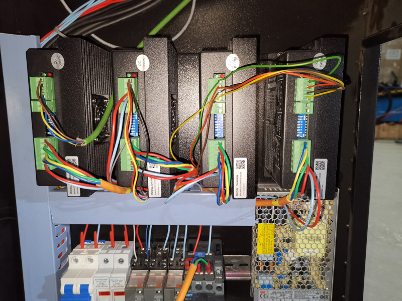 海寶等離子切割機(jī)驅(qū)動(dòng)系統(tǒng)