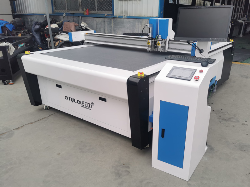 2025最佳自動(dòng)數(shù)控紙板切割機(jī)出售