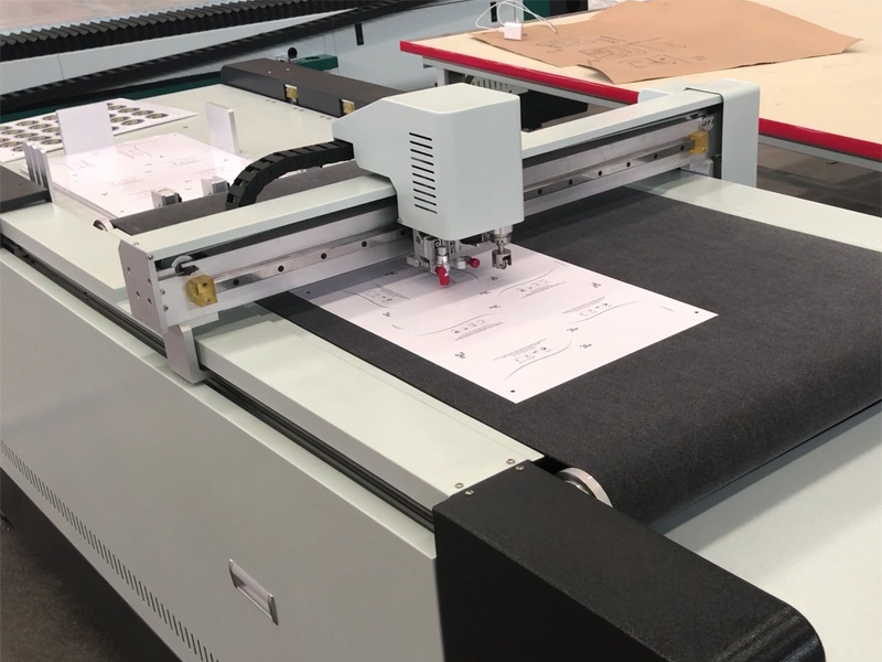 數(shù)控平板切割繪圖機(jī)項(xiàng)目