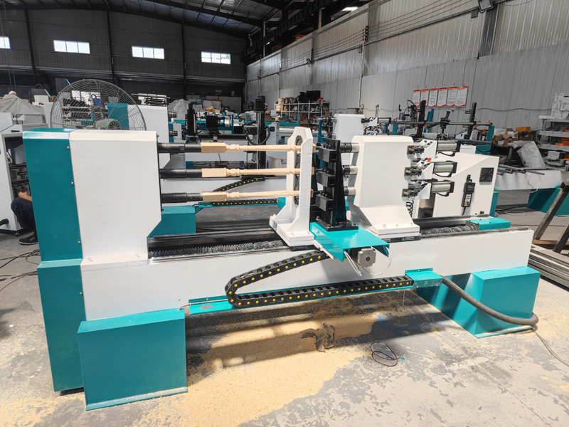 多軸數(shù)控仿形木工車床