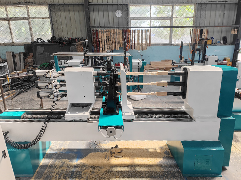 自動數(shù)控仿形木工車床